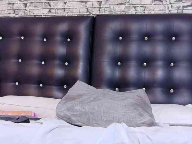 shamira-moore webcam