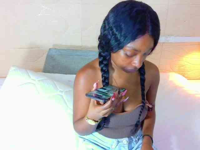 shamira-moore webcam