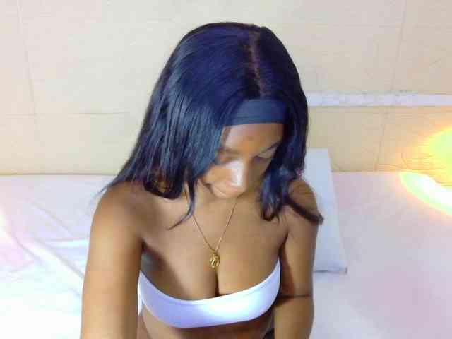 shamira-moore webcam