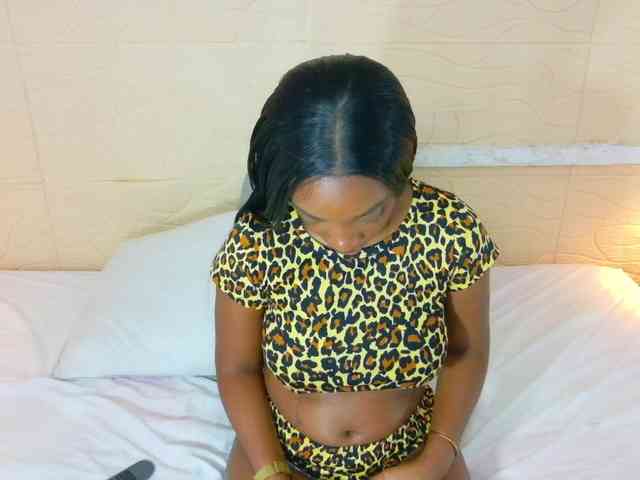 shamira-moore webcam