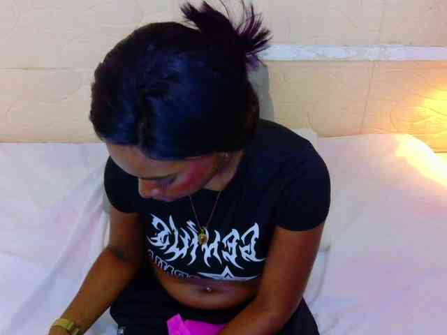 shamira-moore webcam