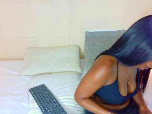 shamira-moore webcam