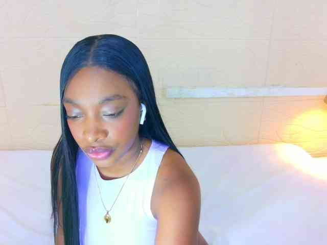 shamira-moore webcam