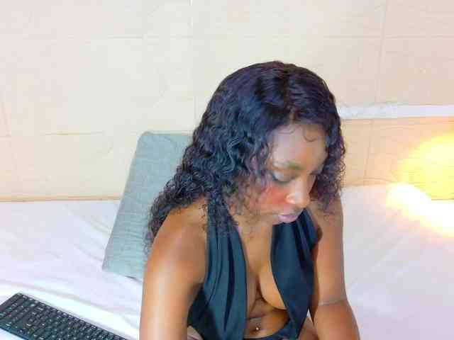 shamira-moore webcam