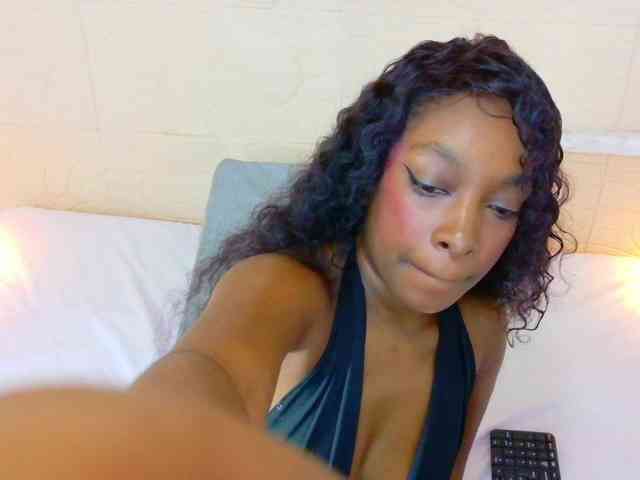 shamira-moore webcam