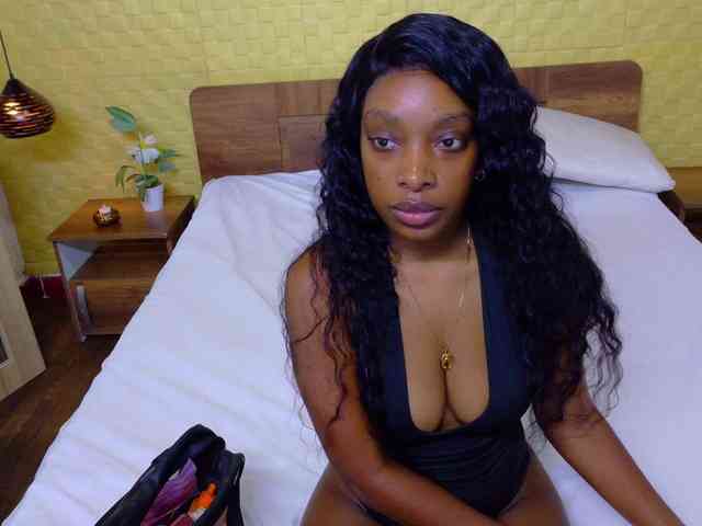 shamira-moore webcam
