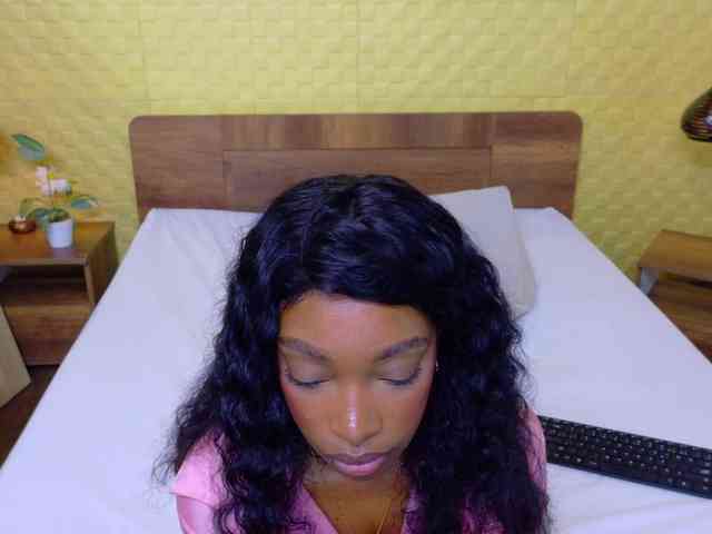 shamira-moore webcam