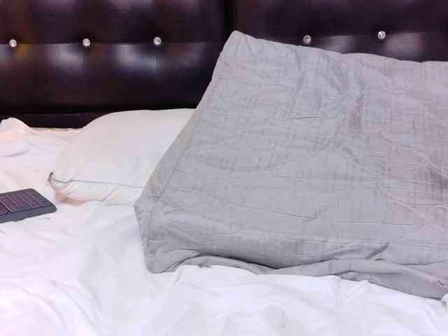 shamira-moore webcam