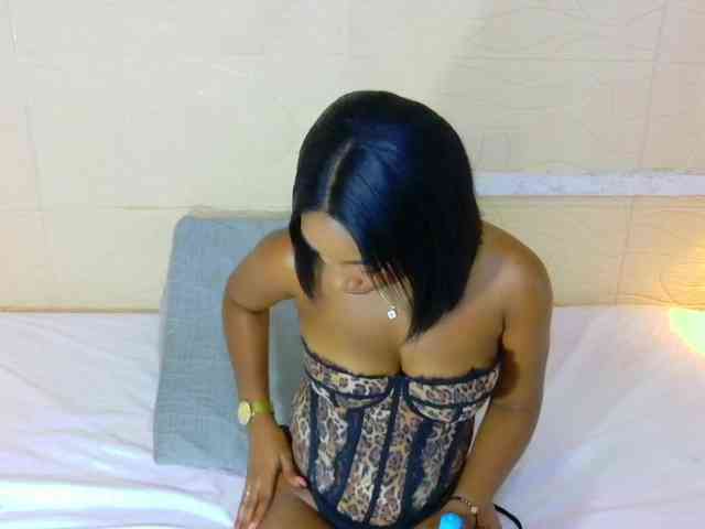 shamira-moore webcam