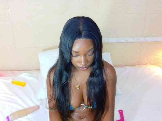 shamira-moore webcam