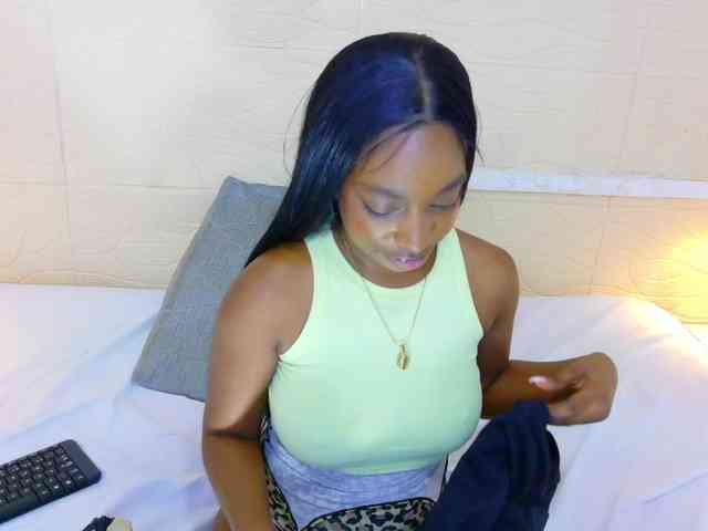 shamira-moore webcam
