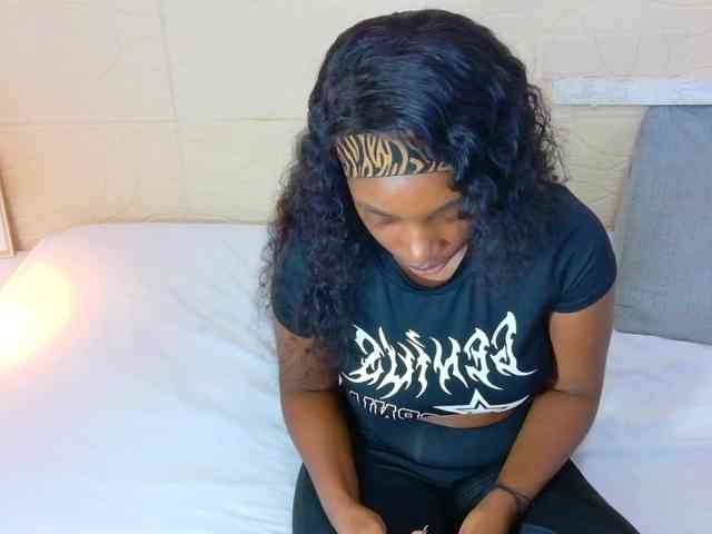 shamira-moore webcam