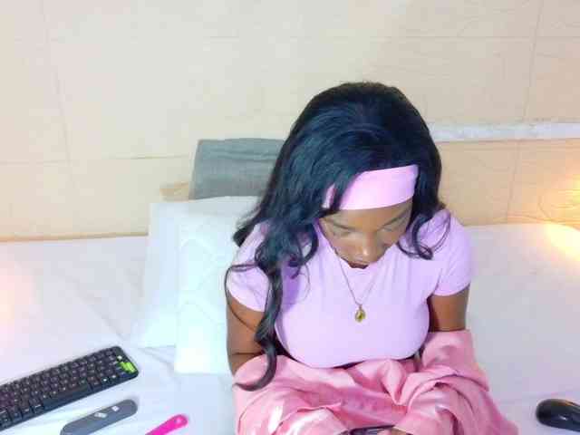 shamira-moore webcam