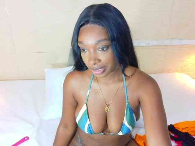 shamira-moore webcam