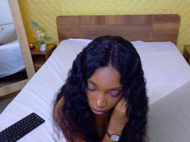 shamira-moore webcam