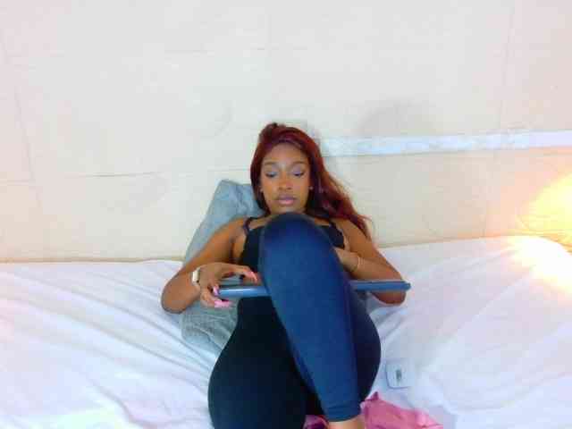 shamira-moore webcam