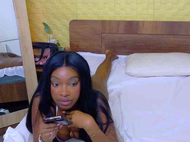 shamira-moore webcam