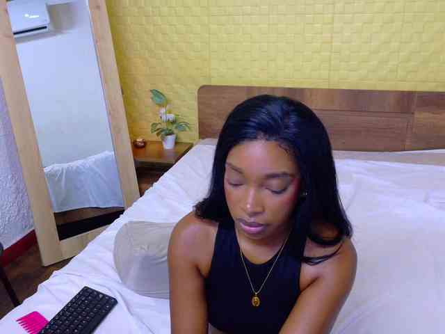 shamira-moore webcam