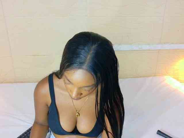 shamira-moore webcam