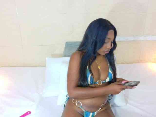 shamira-moore webcam