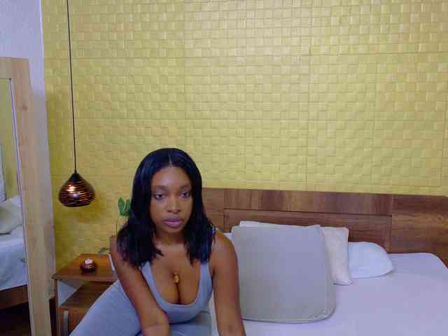 shamira-moore webcam