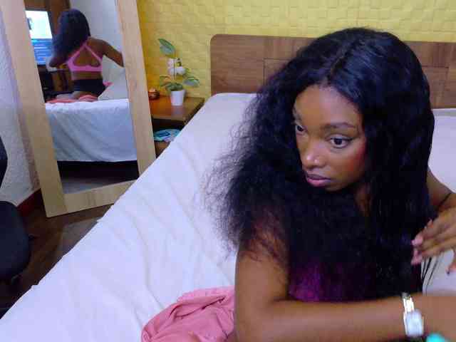 shamira-moore webcam