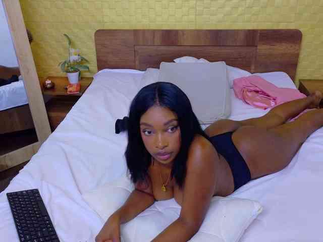 shamira-moore shamira-moore