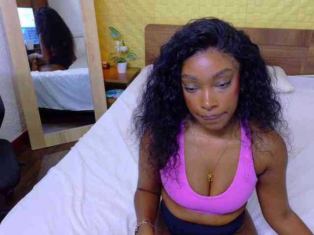 shamira-moore webcam