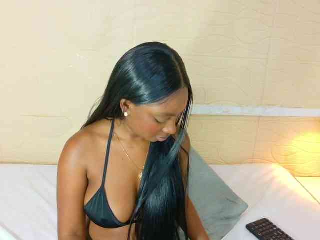 shamira-moore webcam