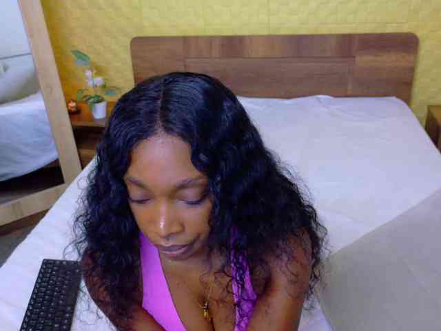 shamira-moore webcam