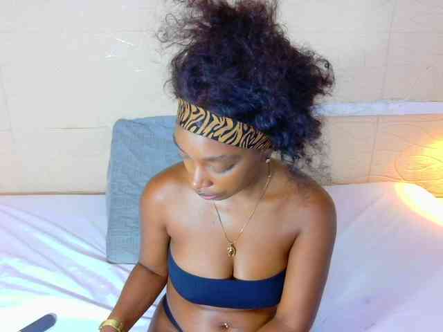 shamira-moore webcam