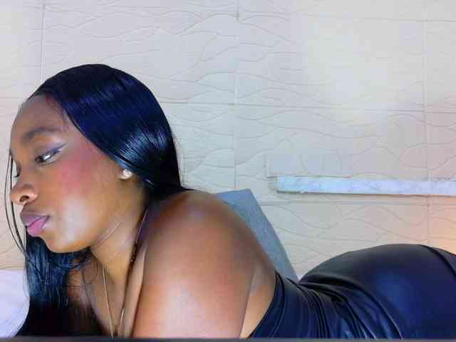 shamira-moore webcam