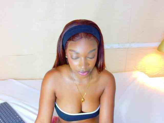 shamira-moore webcam