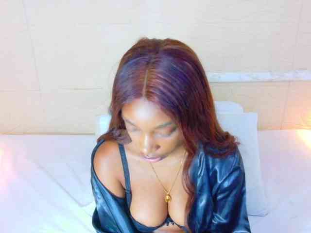 shamira-moore webcam