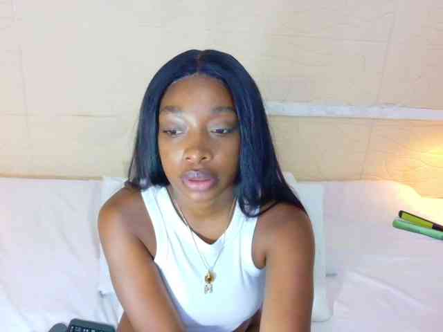 shamira-moore webcam