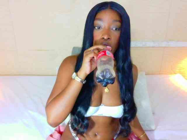 shamira-moore webcam