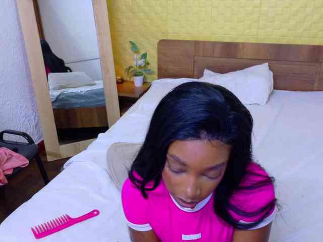 shamira-moore webcam