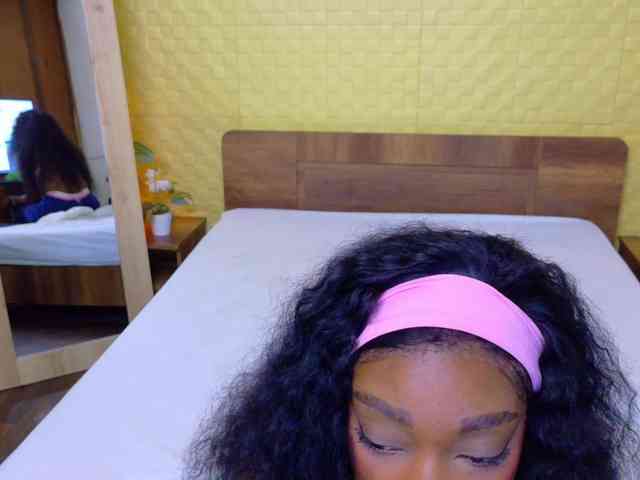 shamira-moore webcam