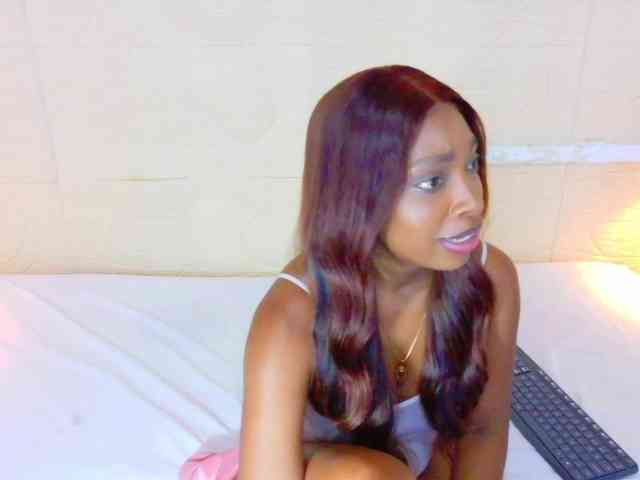 shamira-moore Live Webcam on BongaCams