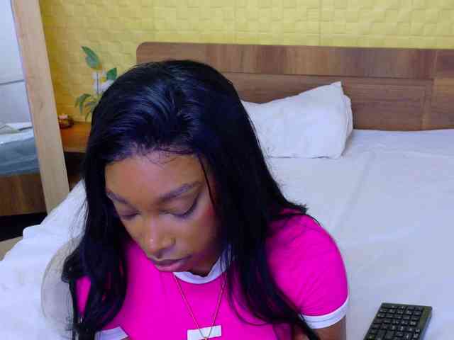 shamira-moore webcam