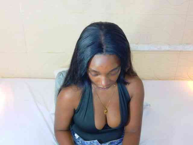 shamira-moore webcam