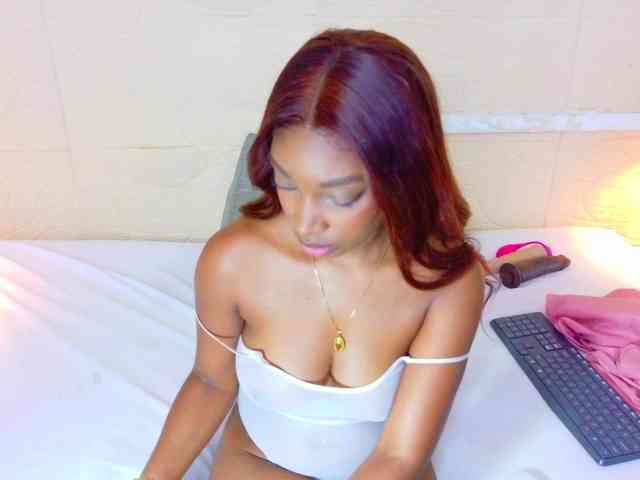 shamira-moore webcam