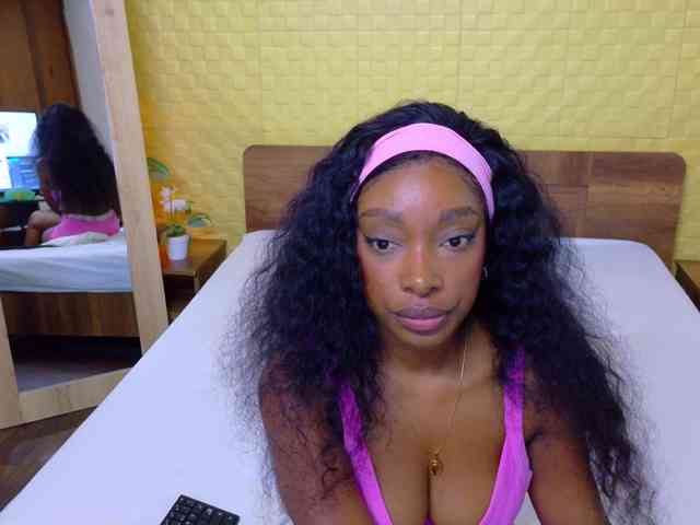 shamira-moore webcam