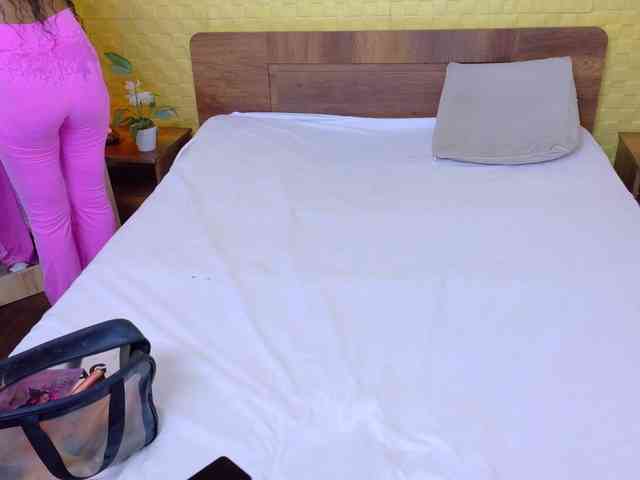 shamira-moore webcam