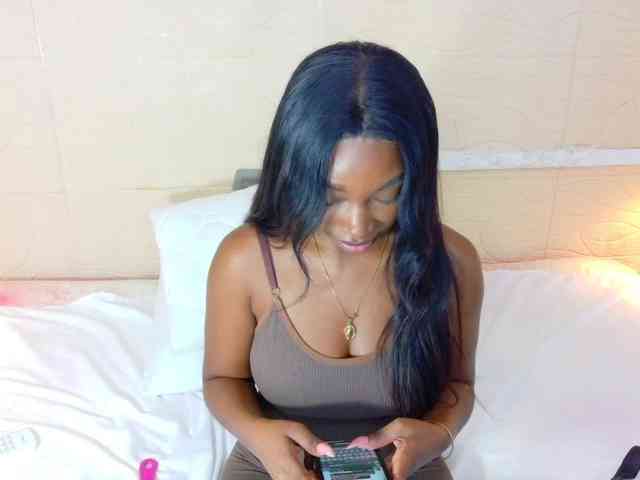 shamira-moore webcam