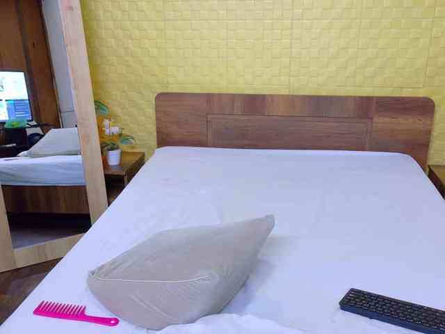 shamira-moore webcam