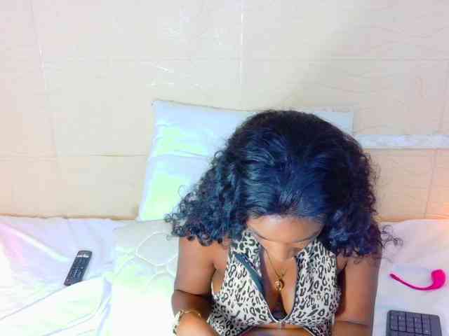 shamira-moore webcam