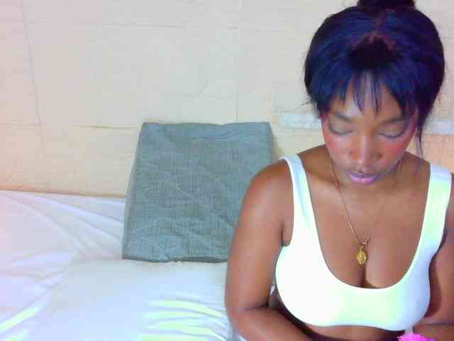 shamira-moore webcam