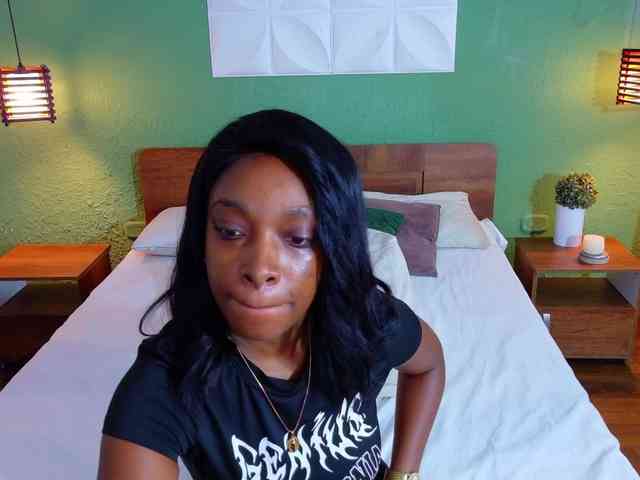 shamira-moore webcam