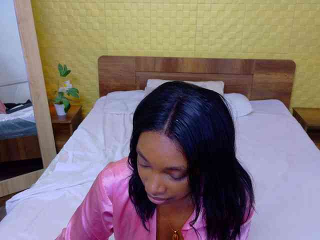 shamira-moore webcam